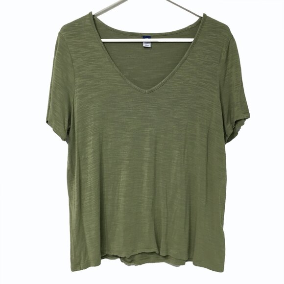 Old Navy Luxe women's green t-shirt short sleeve v- neck size medium - Picture 1 of 7
